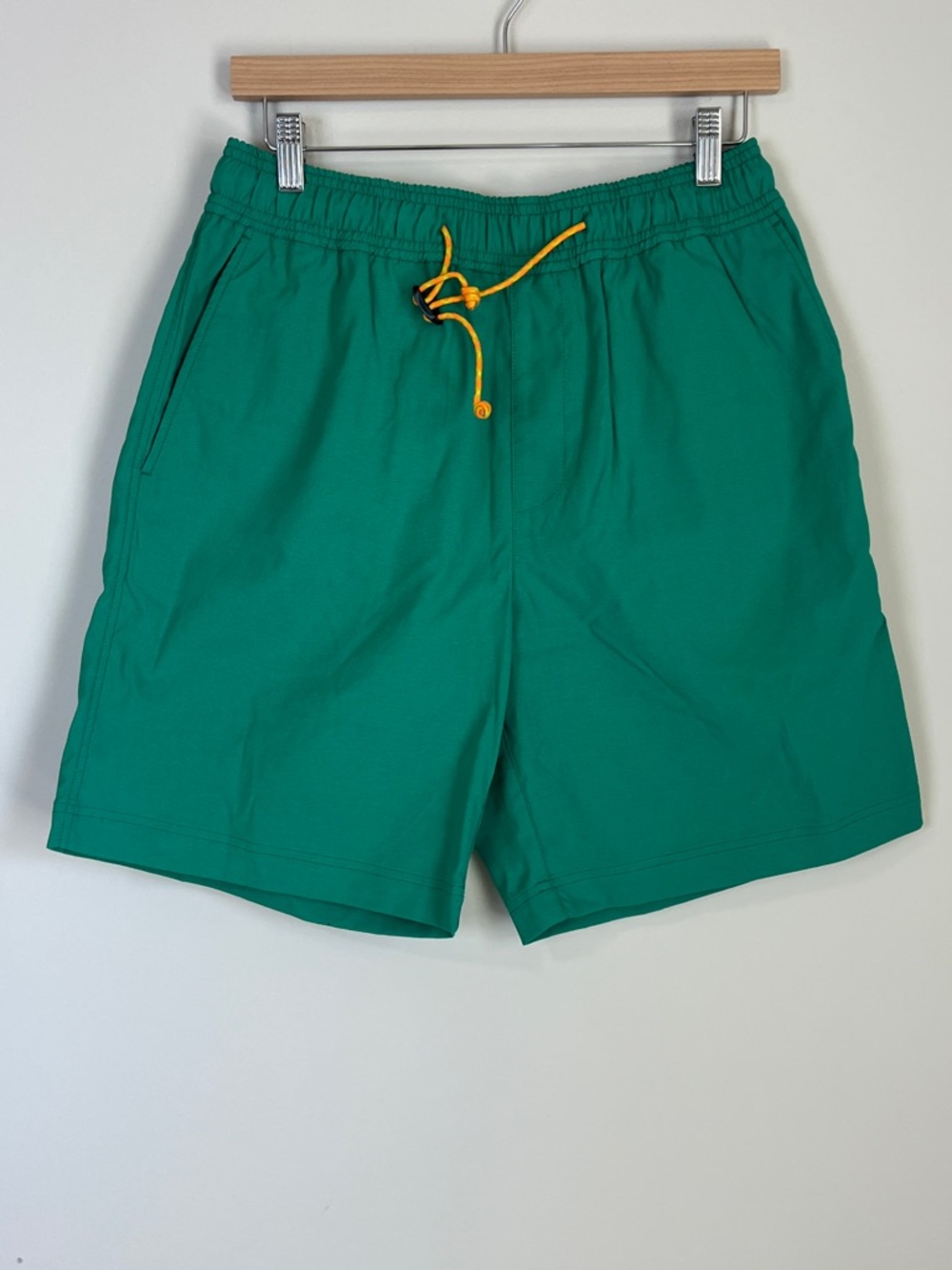 Outlier Littlebigs Shorts Size Medium 7" inseam Stretch Green EUC